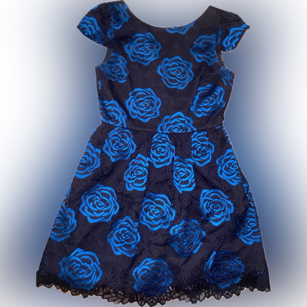 Alice + Olivia Nelly floral mini dress size 6